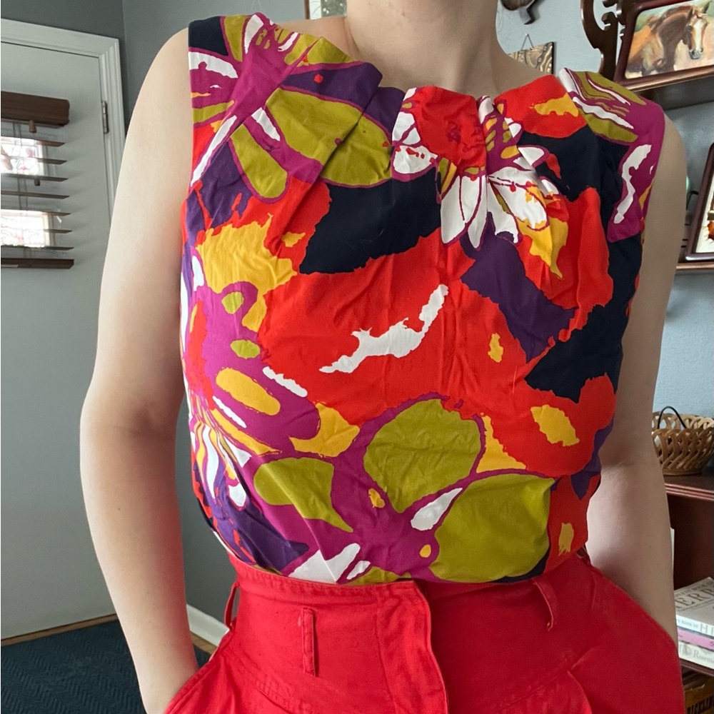 Trina Turk Sleeveless Floral Colorful Top, Sunflower Print, Lightweight, Size 8